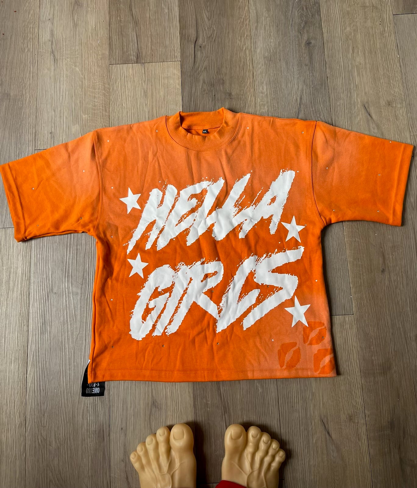 “HELLA GIRLS” Tee